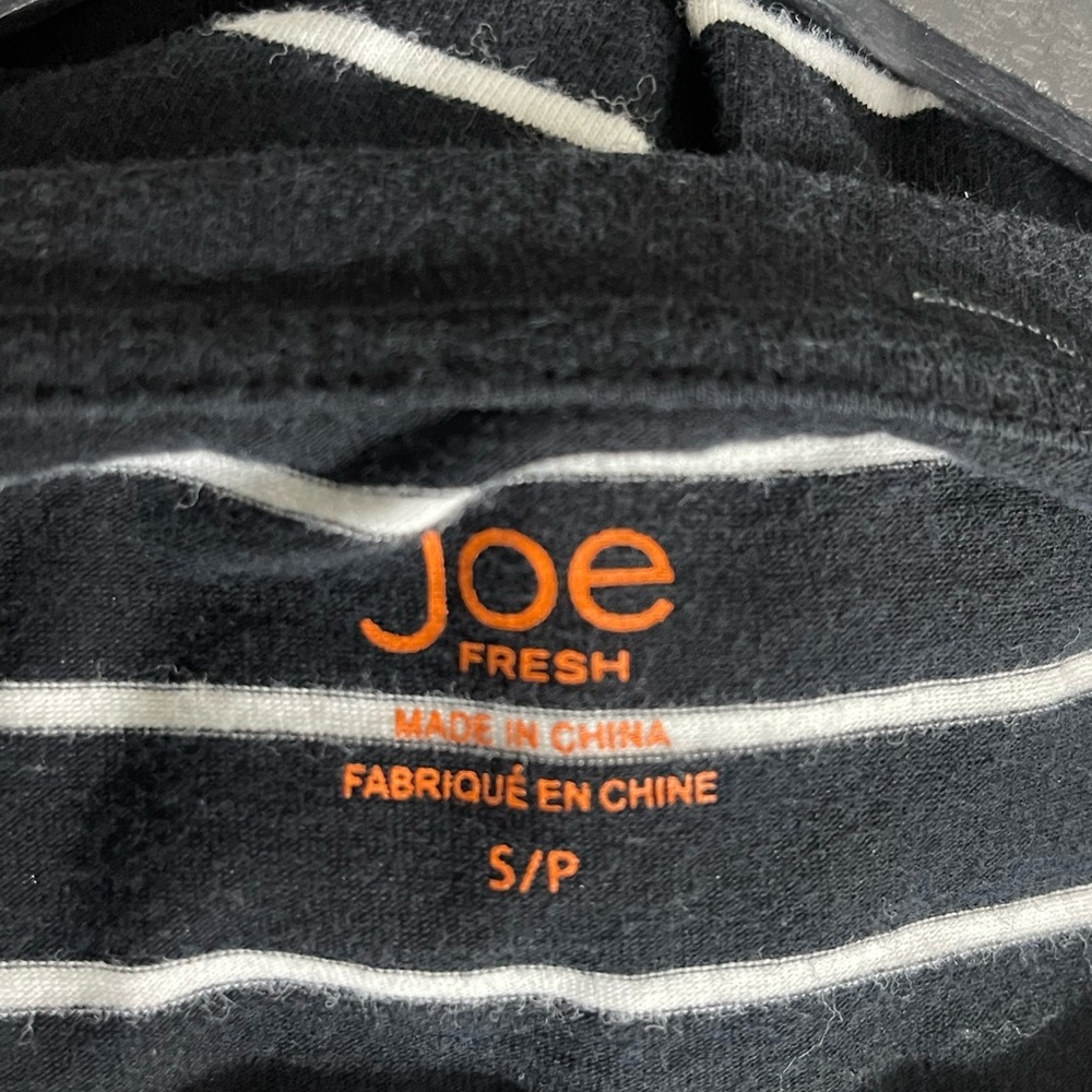 Joe Fresh Women’s Black/White Striped 3/4 Sleeve Top Size Small - Picture 5 of 5